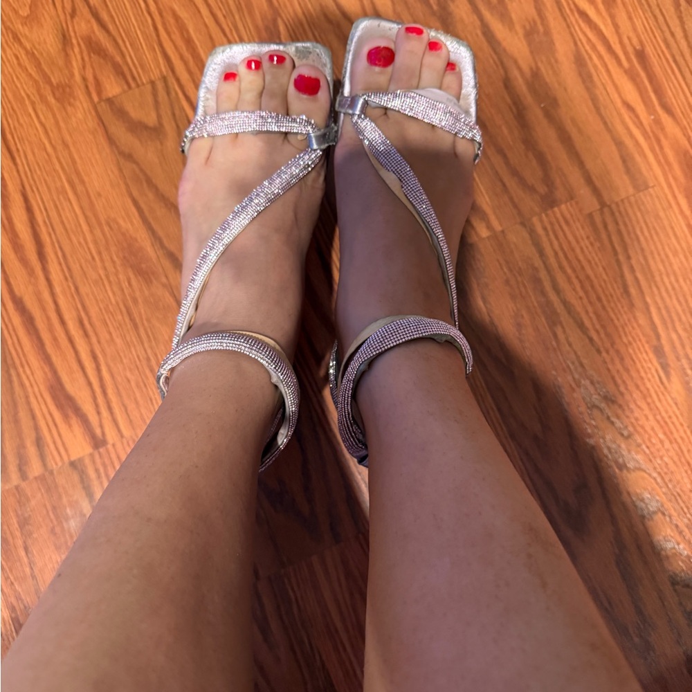 Elegant pink Strappy high heels
